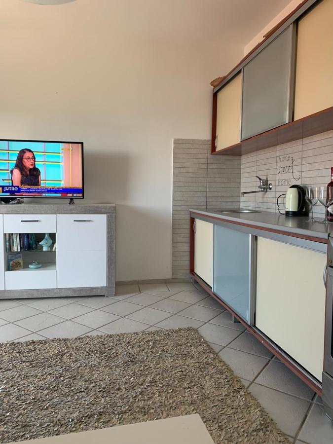 Apartman Ana Zeleni Pojas 巴尔 外观 照片