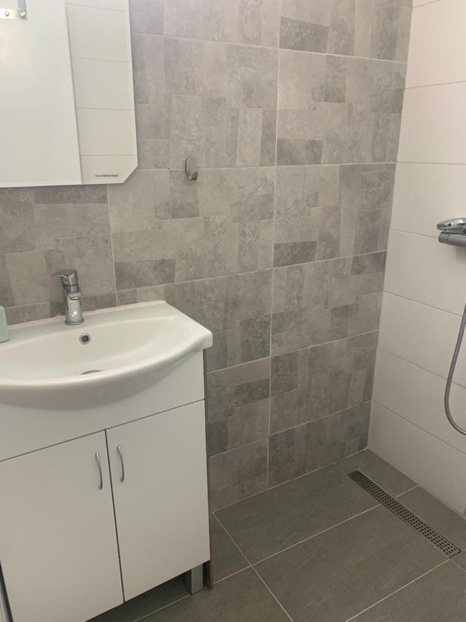 Apartman Ana Zeleni Pojas 巴尔 外观 照片